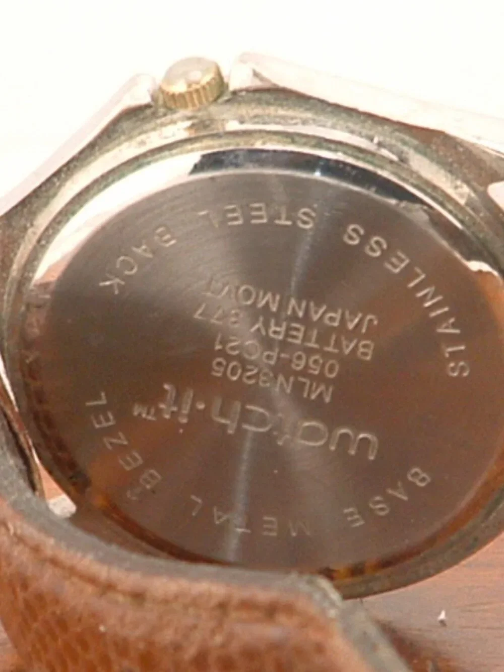 Pre- Owned Men's Vintage Watch It Analog Casual Watch